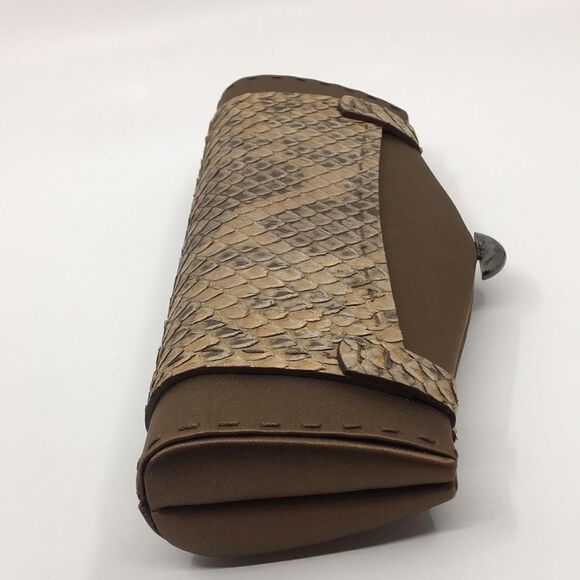 VBH by Vernon Bruce Hoeksema First Edition Snake and satin Clutch - Picture 9 of 17
